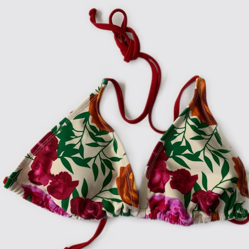 NWT. WetSeal Floral Bikini Top sz Large L✨